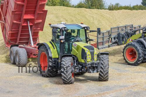 Claas Arion 470 ficha-técnica e avaliações